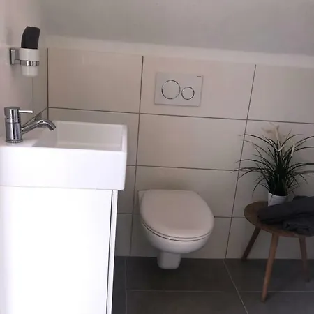 Lejlighed Zentrale Neu Renoviert *